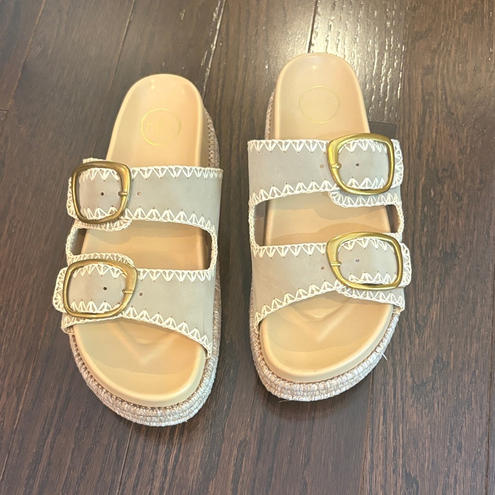 Chic Beige  Sandals with Buckle Straps